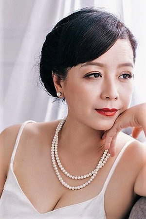 Chiều Xuân profil kép