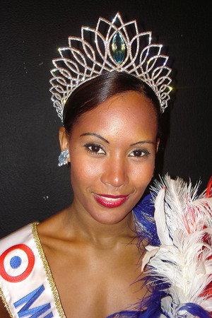 Miss France 16. évad (2002-12-14) poszter