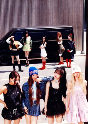 TWICE TV 28. évad () poszter