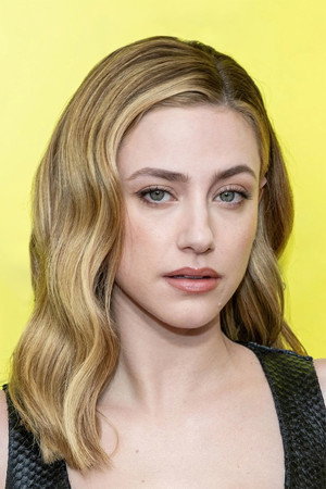 Lili Reinhart profil kép