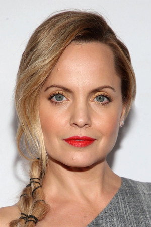 Mena Suvari profil kép