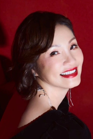 Hồng Đào profil kép