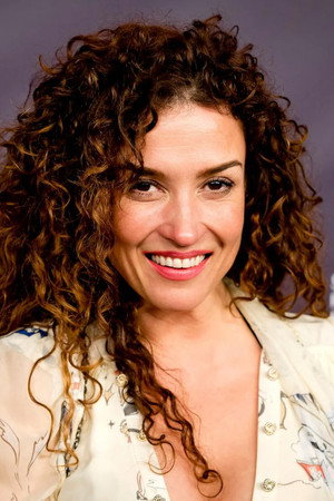Katja Schuurman profil kép