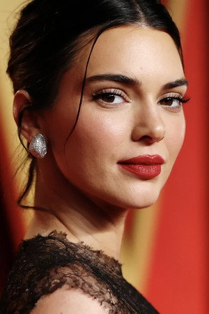 Kendall Jenner profil kép