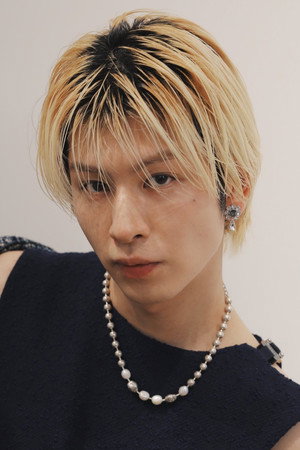 長谷川慎 profil kép