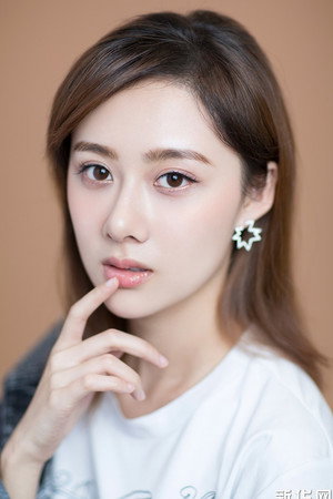 曹曦月 profil kép