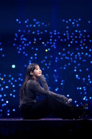 아이유 콘서트 Live Clip poszter