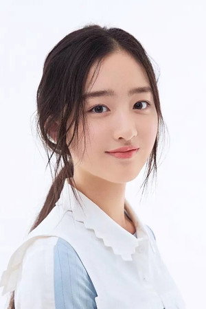 邓恩熙 profil kép