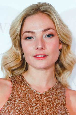 Clara Paget profil kép