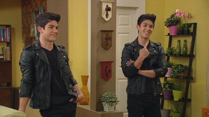 Every Witch Way 2. évad Ep.11 11. epizód