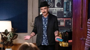 Girls5eva 2. évad Ep.4 Türelmetlen várakozás