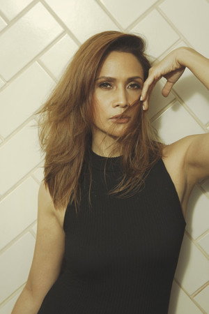 Agot Isidro profil kép