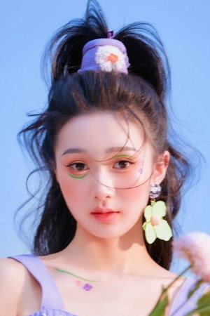 周蓉倩