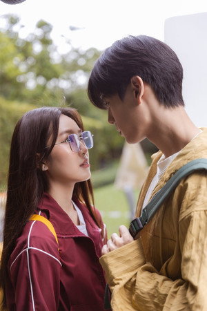 ความลับในคืนฤดูร้อน poszter