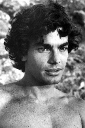 Peter Gallagher profil kép