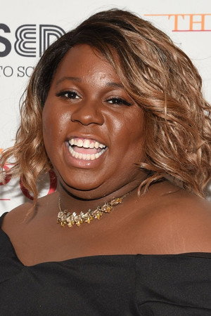 Alex Newell profil kép
