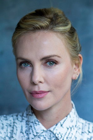 Charlize Theron profil kép