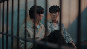 หมัดน็อกล็อกหัวใจ kép