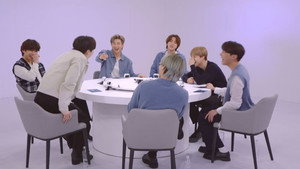 Let’s BTS kép