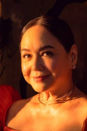 Charo Santos-Concio profil kép