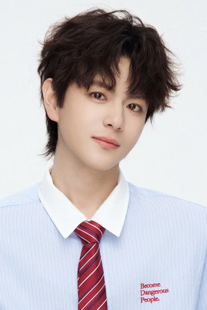 吕思瞳 profil kép
