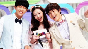 웰컴투더SHOW kép