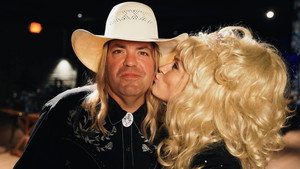 Dolly for President 1. évad Ep.2 2. epizód