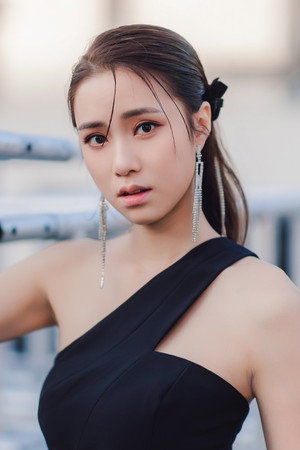 劉穎鏇 profil kép