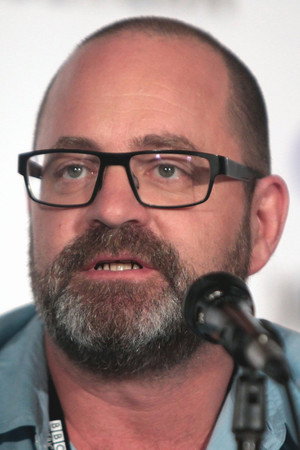 Graeme Manson profil kép