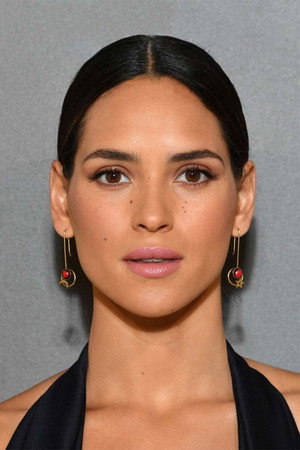 Adria Arjona profil kép