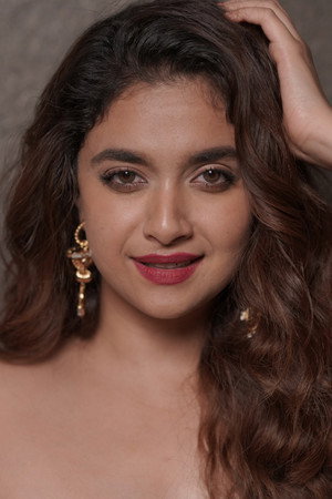 கீர்த்தி சுரேஷ் profil kép