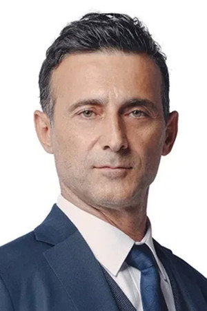 Cem Bender profil kép