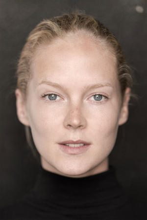 Rosy McEwen profil kép