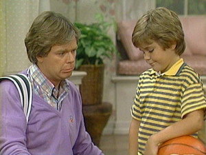 Small Wonder 1. évad Ep.17 17. epizód
