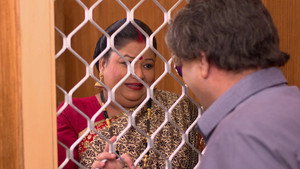May I Come in Madam? 1. évad Ep.320 320. epizód