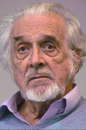 Nicholas Courtney profil kép
