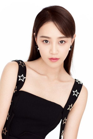 蓝盈莹 profil kép