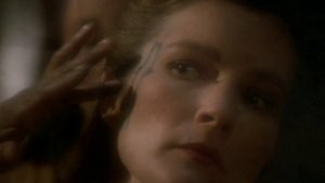 Star Trek: Voyager 3. évad Ep.7 Szent föld