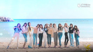 아이즈원 잇힝트립 kép