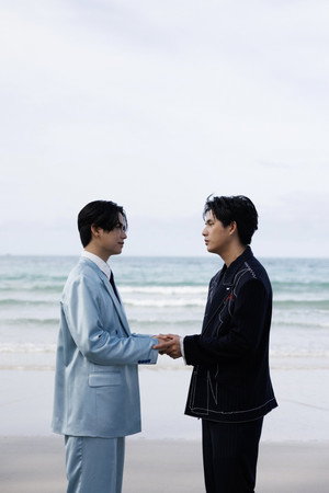 ผมเจอเจ้าชายบนชายหาด poszter