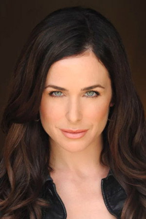 Danielle Bisutti profil kép