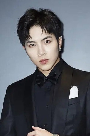 Qin Fen profil kép