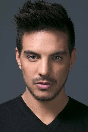 Vadhir Derbez profil kép