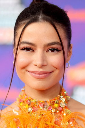 Miranda Cosgrove profil kép