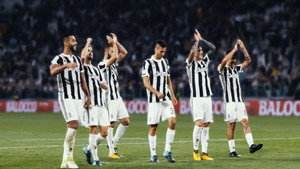 First Team: Juventus kép