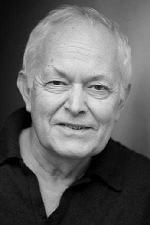 Michael Pennington profil kép