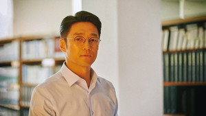 60일, 지정생존자 kép