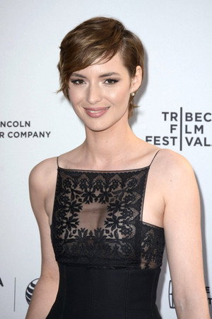 Louise Bourgoin profil kép