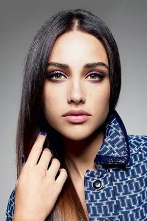 Débora Nascimento profil kép