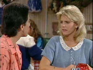 Charles in Charge 2. évad Ep.21 21. epizód